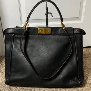 3267 Fendi  Peekabo 2 toned Leather Handbag